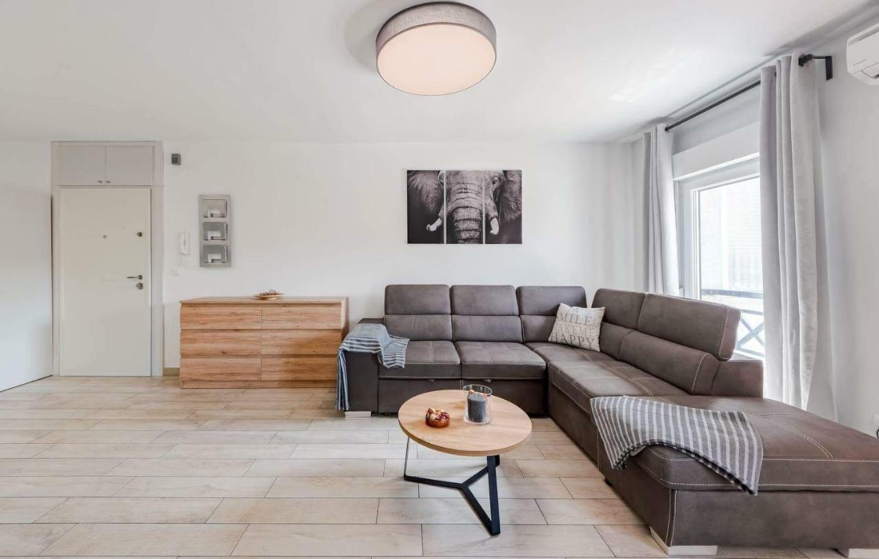 Apartment Rubix Pula Eksteriør billede